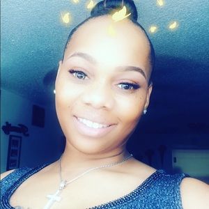 Meet your Posher, Carmen